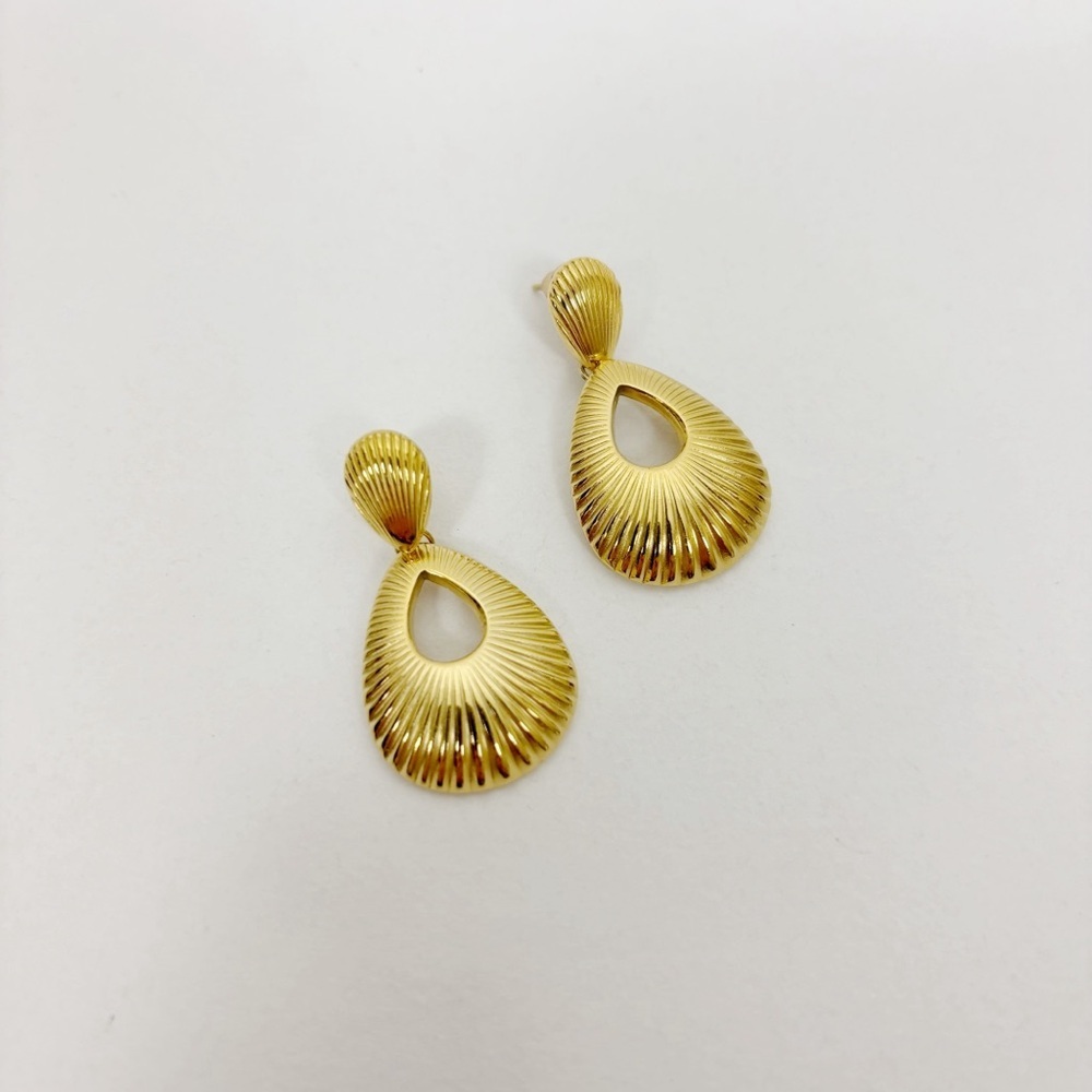 Petite Moments Darcy Earrings in Gold - Picture 2 of 4